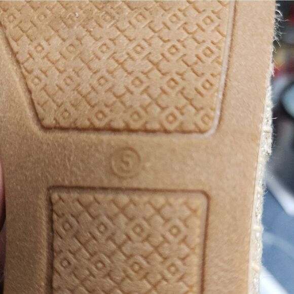 Tory Burch Women's Pineapple Espadrilles - Green and Yellow Size 5 NEW - Picture 8 of 8